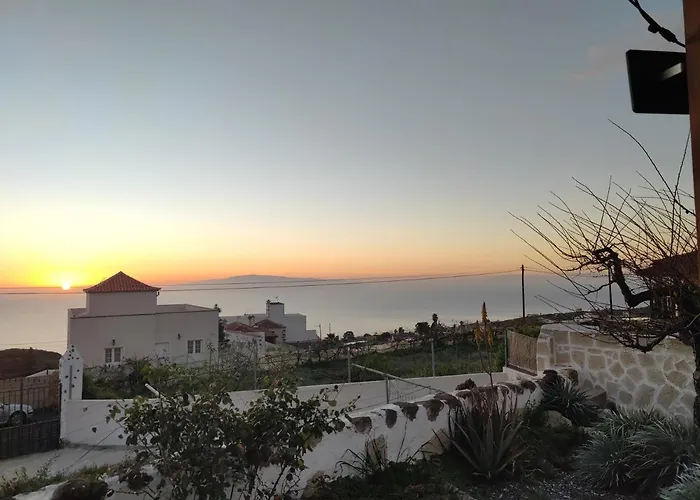 Будинок відпочинку Casa Irma, Great Sea And Mountains Views, Rural House Адехе