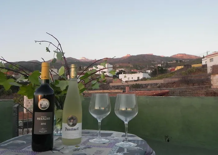 Casa Irma, Great Sea And Mountains Views, Rural House Адехе